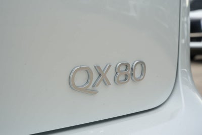 2027 INFINITI QX80 LUXE