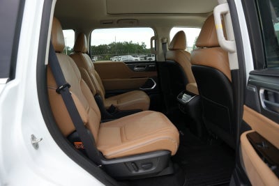 2027 INFINITI QX80 LUXE