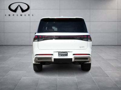 2027 INFINITI QX80 LUXE