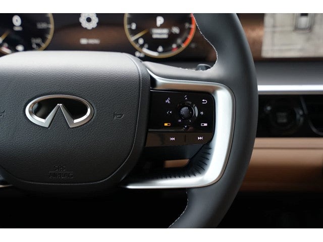 2027 INFINITI QX80 LUXE