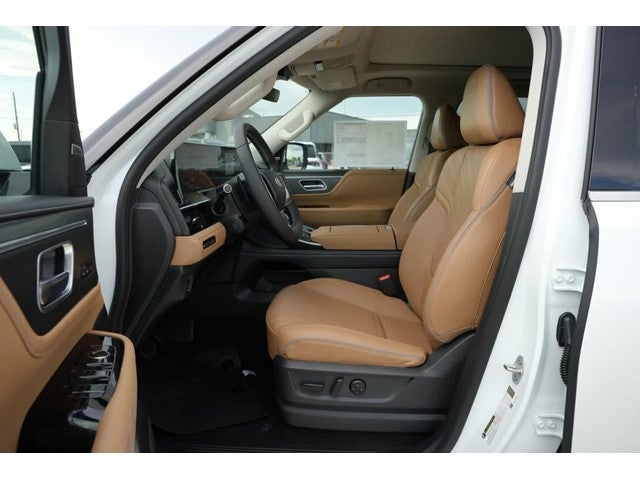 2027 INFINITI QX80 LUXE