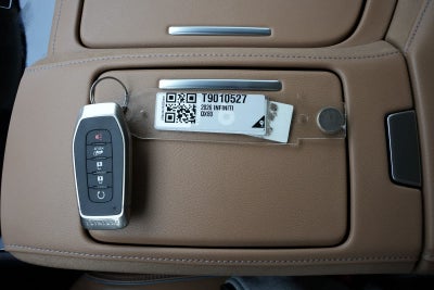 2026 INFINITI QX80 LUXE