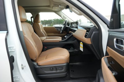 2027 INFINITI QX80 LUXE