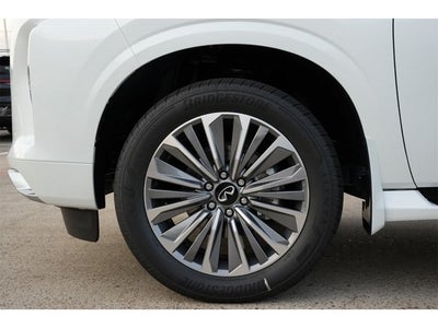 2026 INFINITI QX80 LUXE