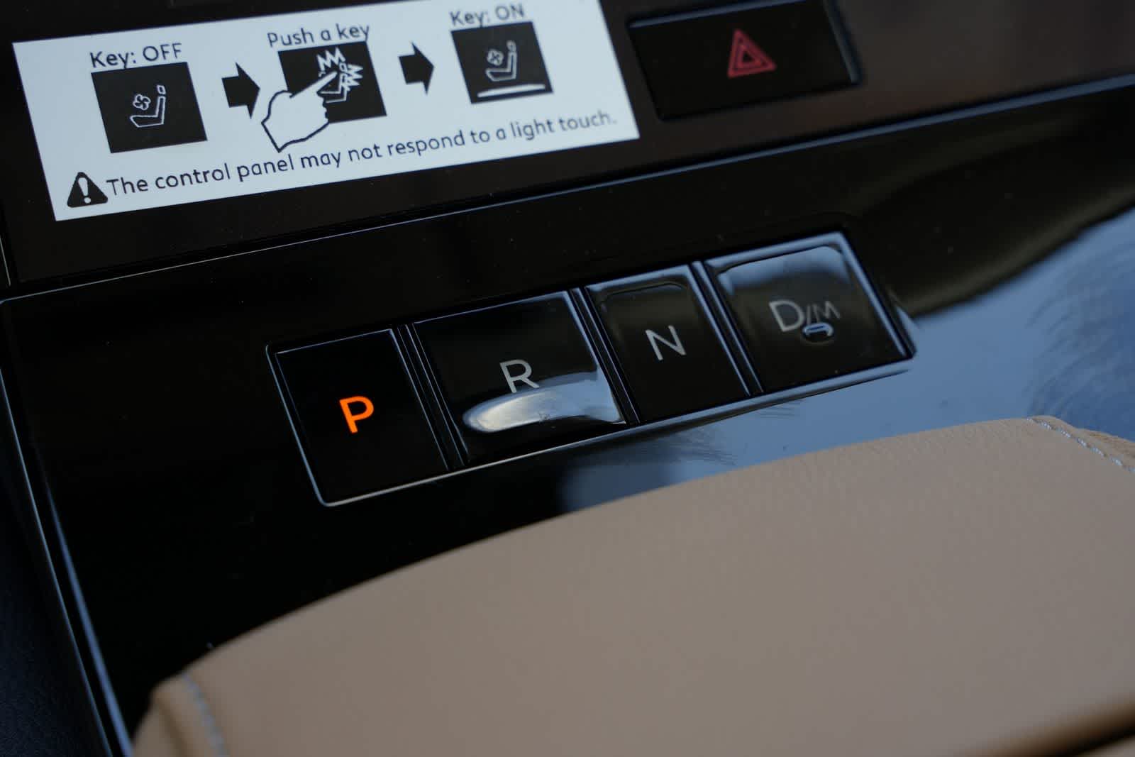2027 INFINITI QX80 LUXE