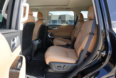2027 INFINITI QX80 LUXE