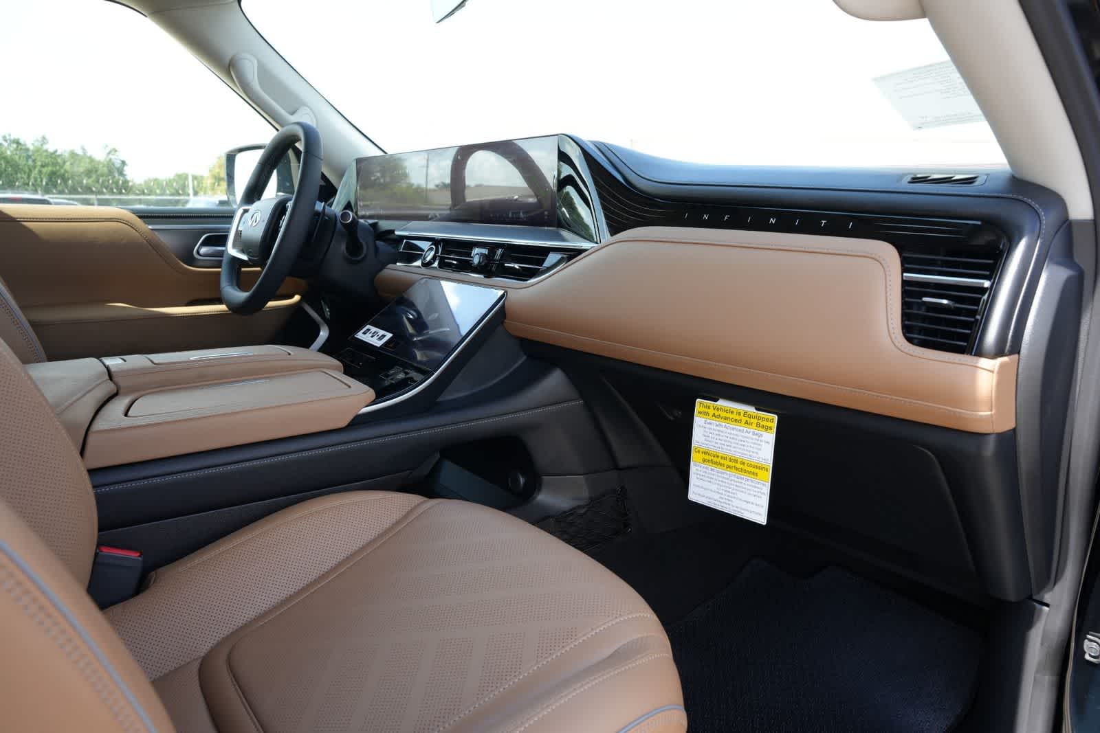 2027 INFINITI QX80 LUXE