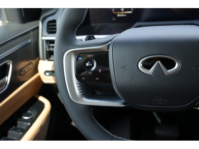2027 INFINITI QX80 LUXE