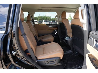 2027 INFINITI QX80 LUXE