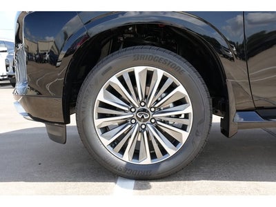 2027 INFINITI QX80 LUXE