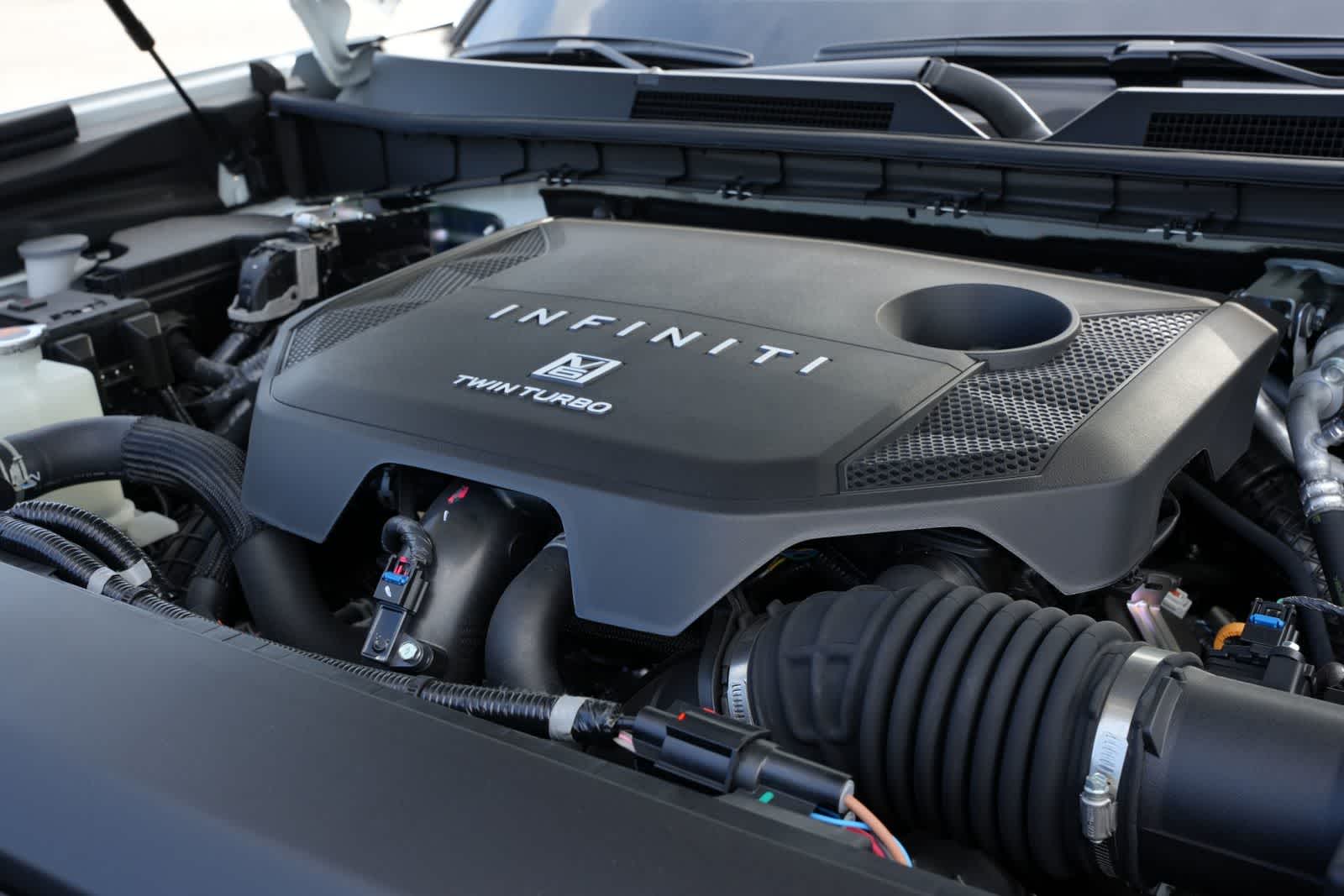 2027 INFINITI QX80 LUXE