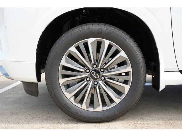 2027 INFINITI QX80 LUXE