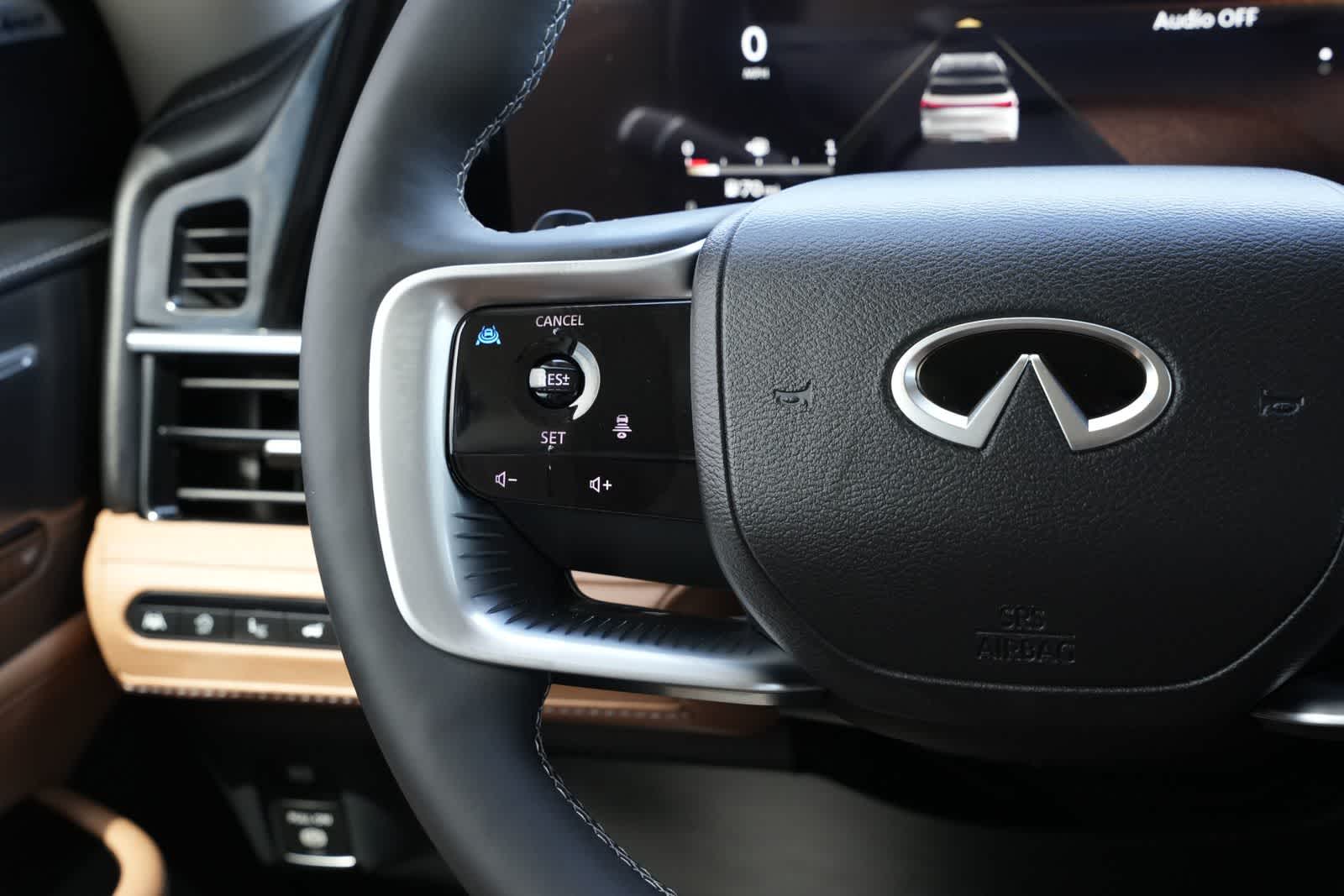 2026 INFINITI QX80 LUXE