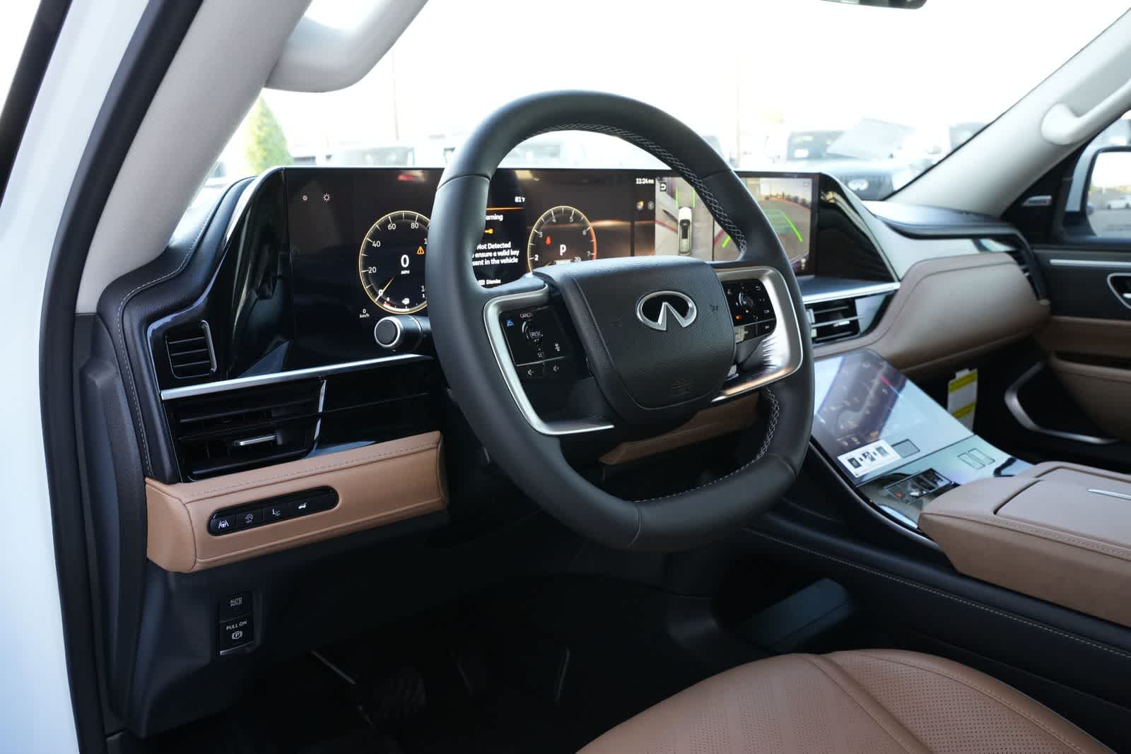 2026 INFINITI QX80 LUXE