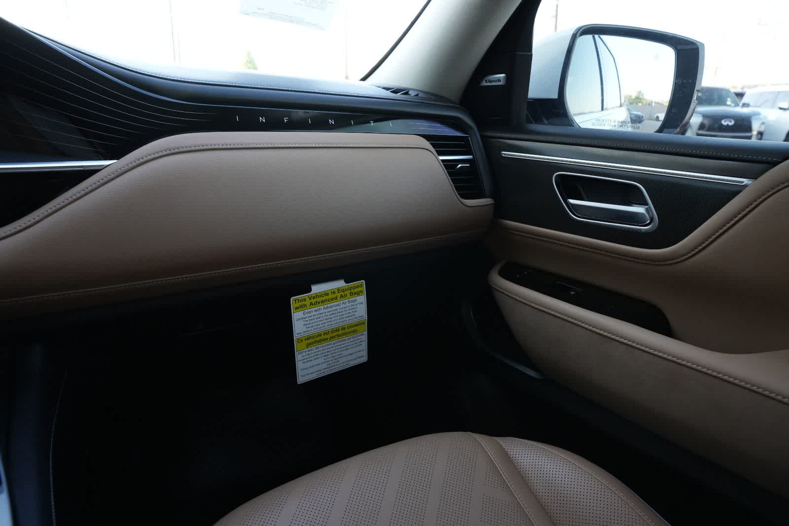 2026 INFINITI QX80 LUXE