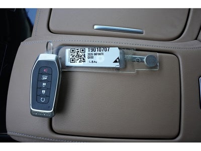 2026 INFINITI QX80 LUXE