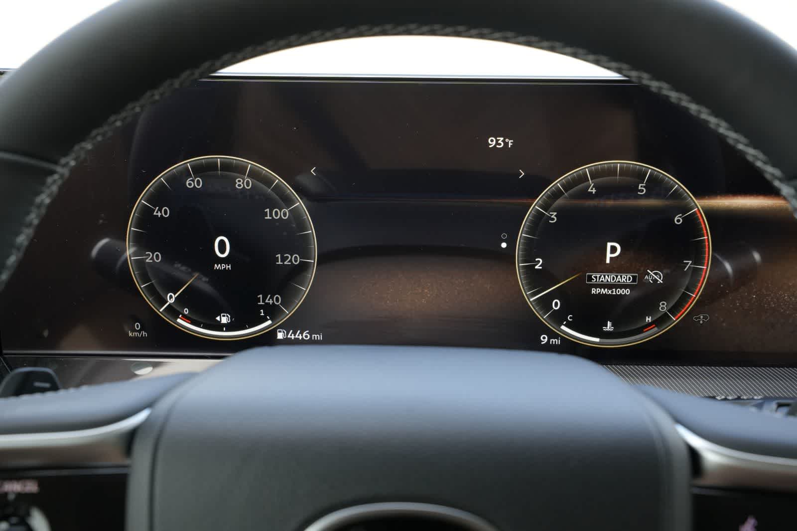 2027 INFINITI QX80 LUXE