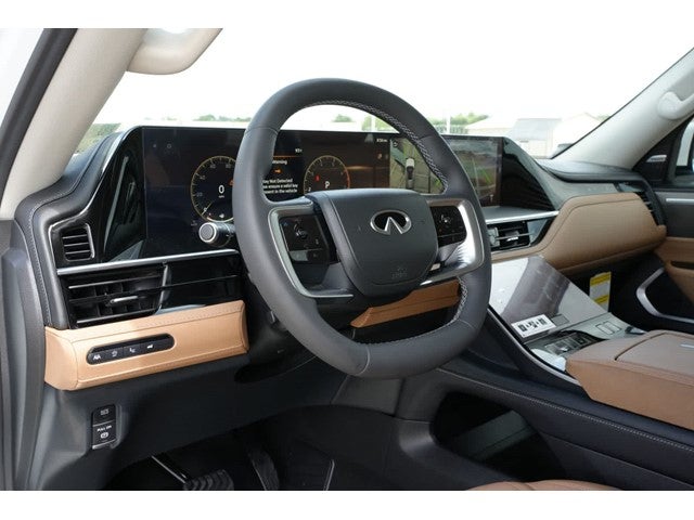 2027 INFINITI QX80 LUXE