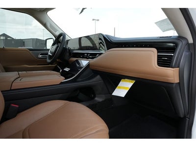 2027 INFINITI QX80 LUXE
