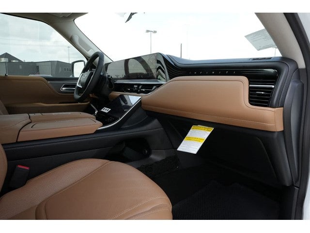 2027 INFINITI QX80 LUXE