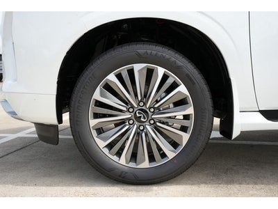 2027 INFINITI QX80 LUXE