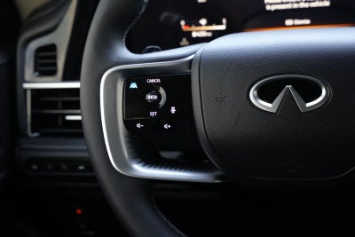 2027 INFINITI QX80 LUXE