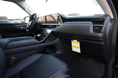 2027 INFINITI QX80 LUXE