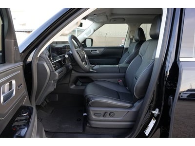 2027 INFINITI QX80 LUXE
