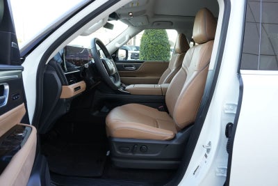 2026 INFINITI QX80 LUXE