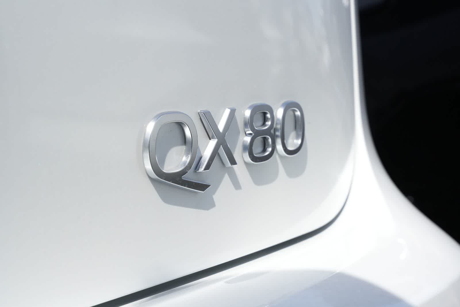 2026 INFINITI QX80 LUXE