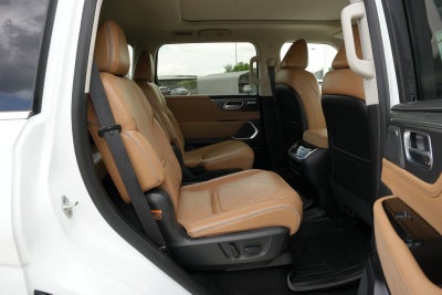 2027 INFINITI QX80 LUXE