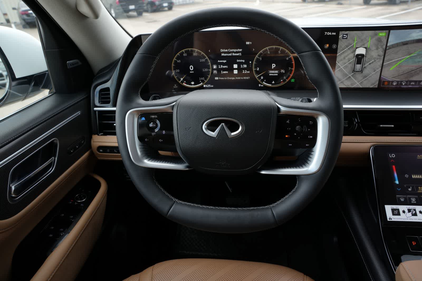 2027 INFINITI QX80 LUXE