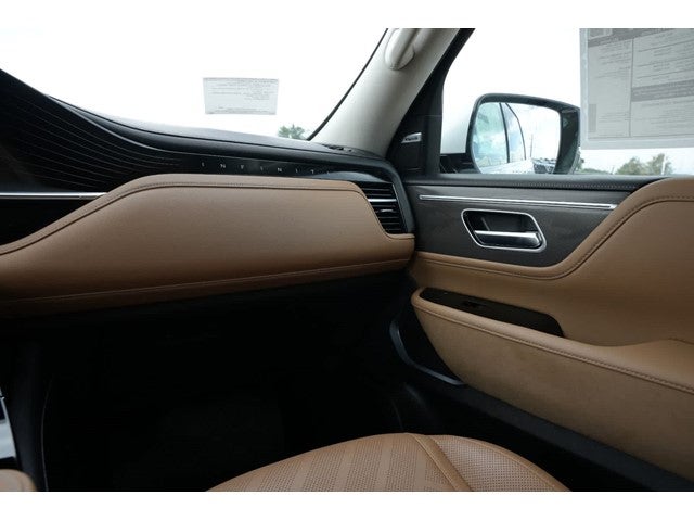2027 INFINITI QX80 LUXE