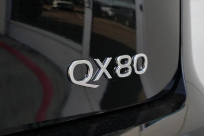 2027 INFINITI QX80 LUXE