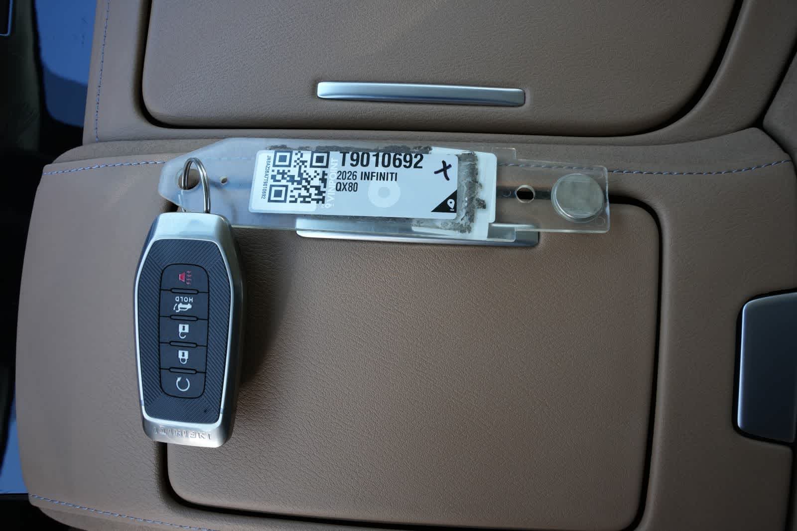 2026 INFINITI QX80 LUXE