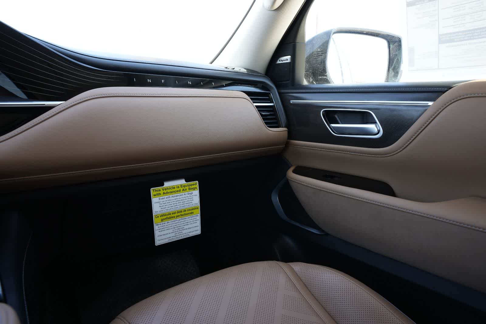 2026 INFINITI QX80 LUXE