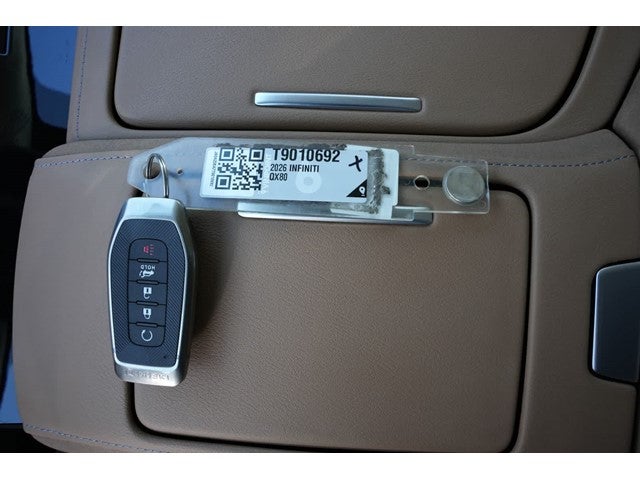 2026 INFINITI QX80 LUXE