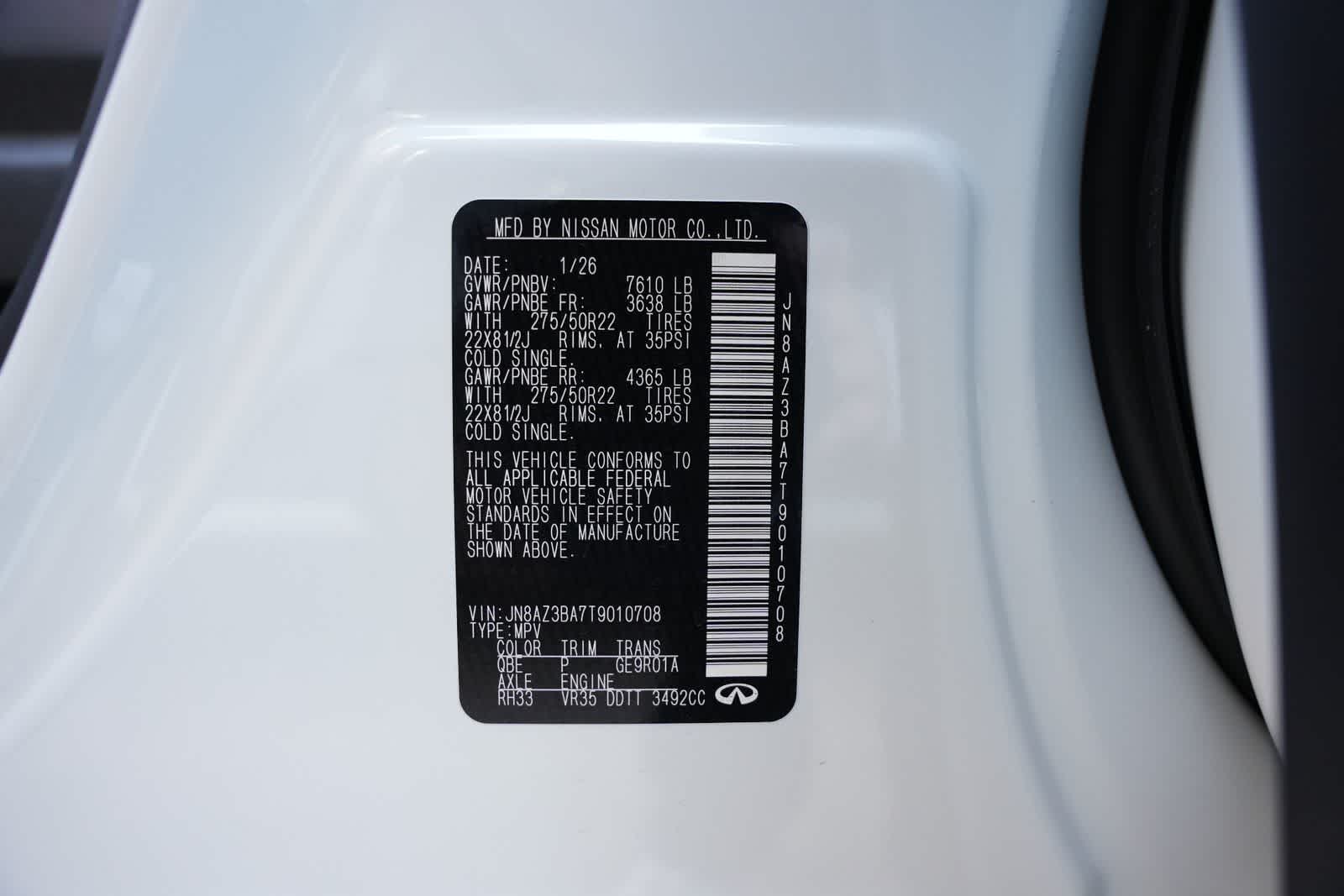 2026 INFINITI QX80 LUXE