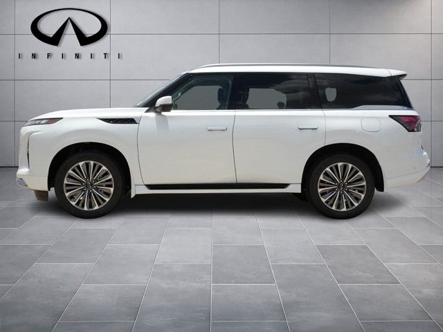 2027 INFINITI QX80 LUXE