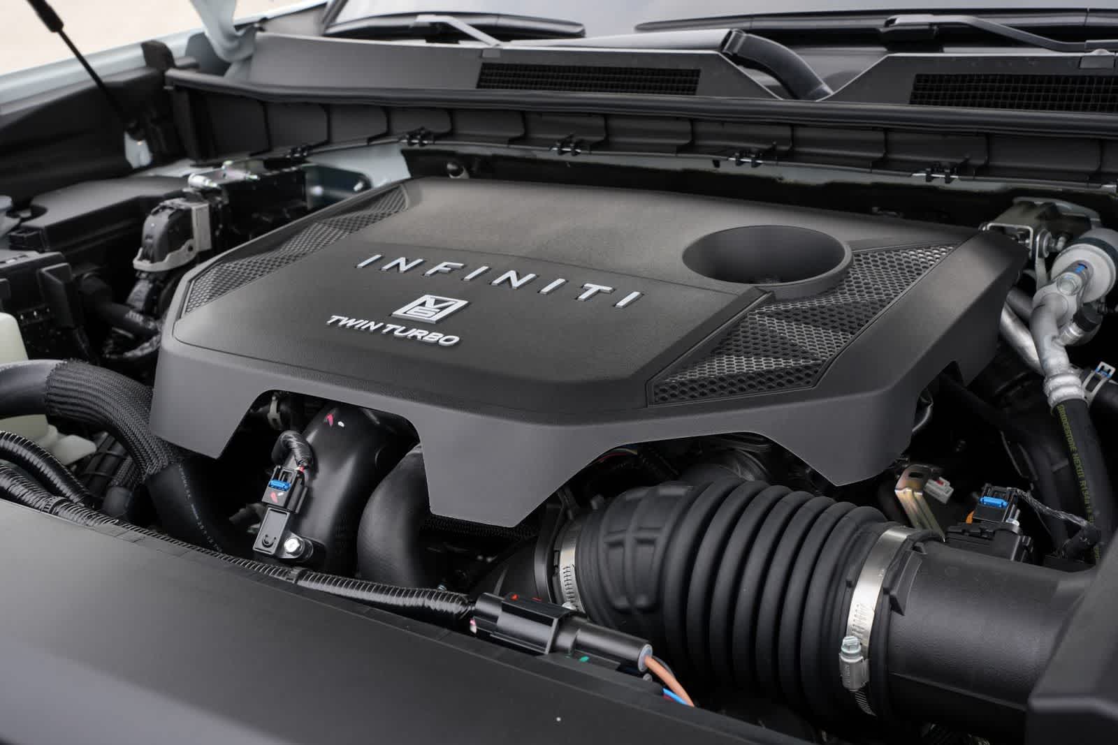 2026 INFINITI QX80 LUXE