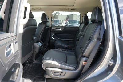 2027 INFINITI QX80 LUXE
