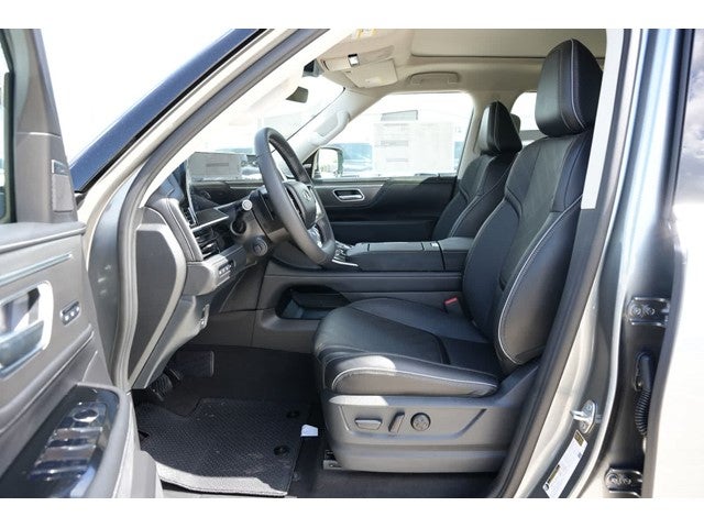 2027 INFINITI QX80 LUXE