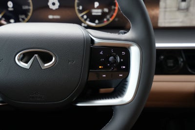 2027 INFINITI QX80 LUXE