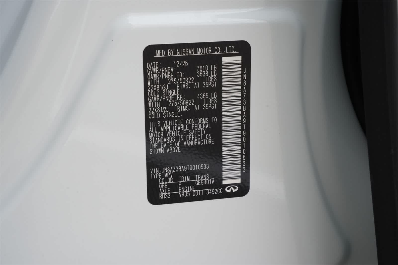 2026 INFINITI QX80 LUXE