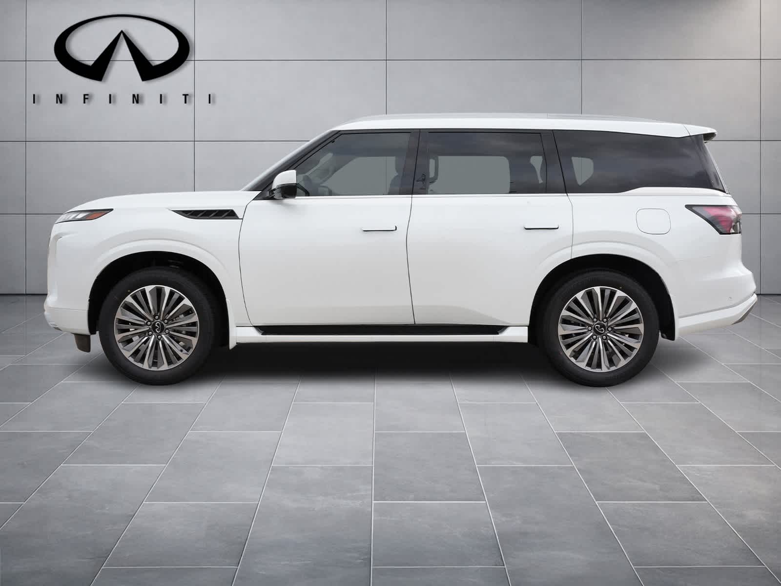 2026 INFINITI QX80 LUXE