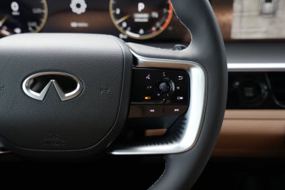 2027 INFINITI QX80 LUXE