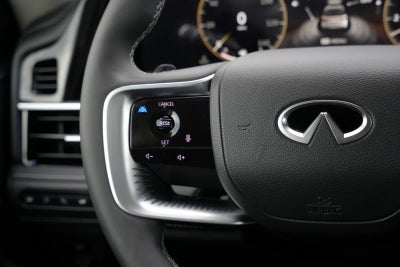 2027 INFINITI QX80 LUXE