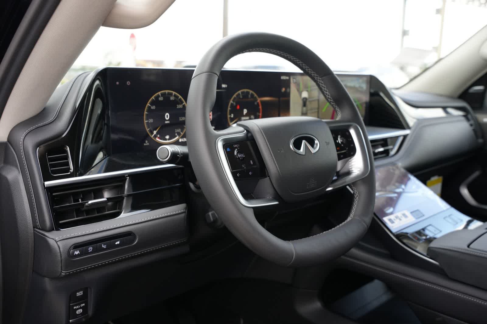 2027 INFINITI QX80 LUXE