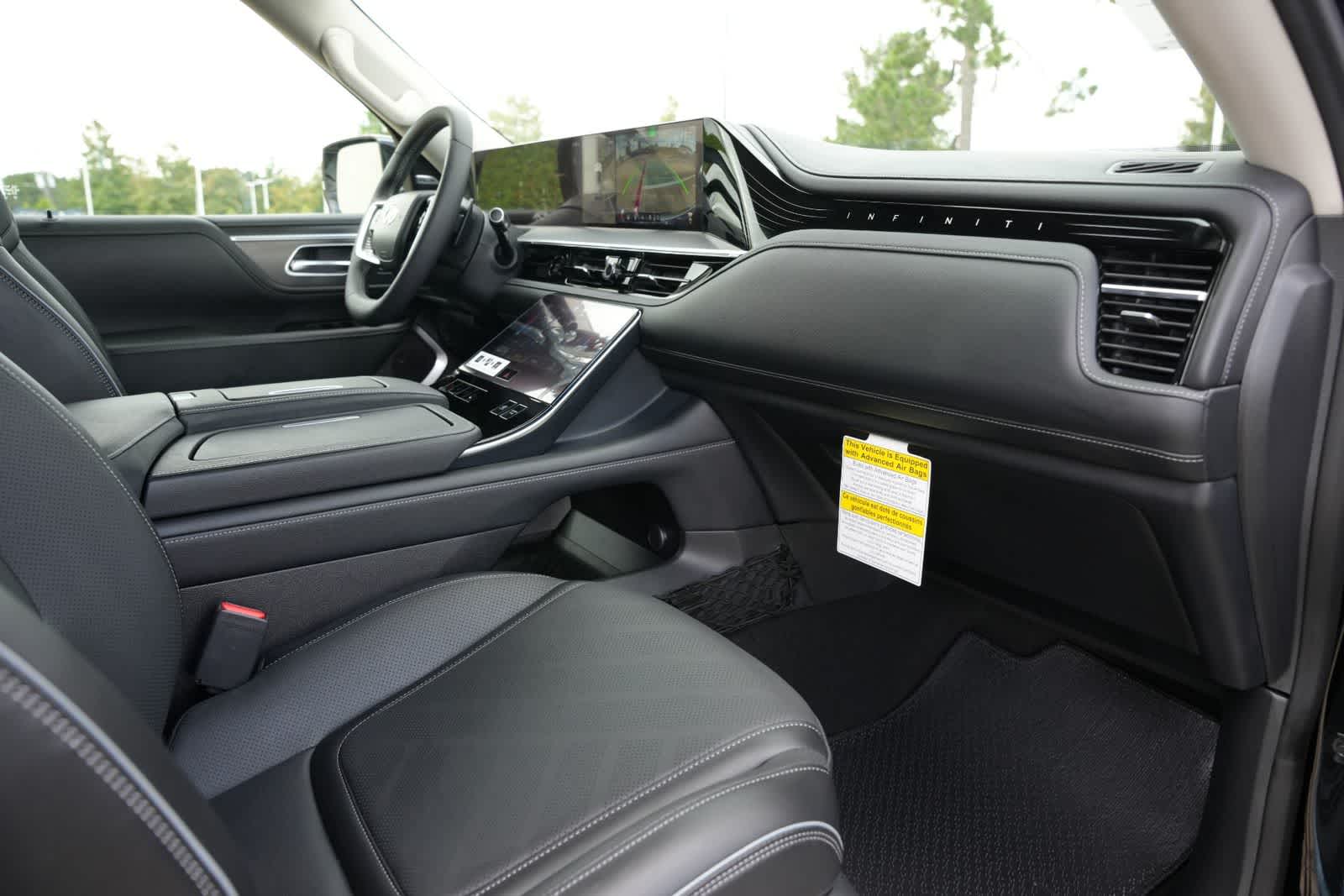 2027 INFINITI QX80 LUXE
