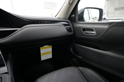 2027 INFINITI QX80 LUXE
